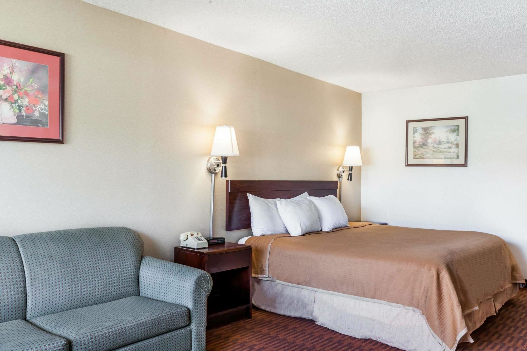 Howard Johnson By Wyndham Hotel Albany