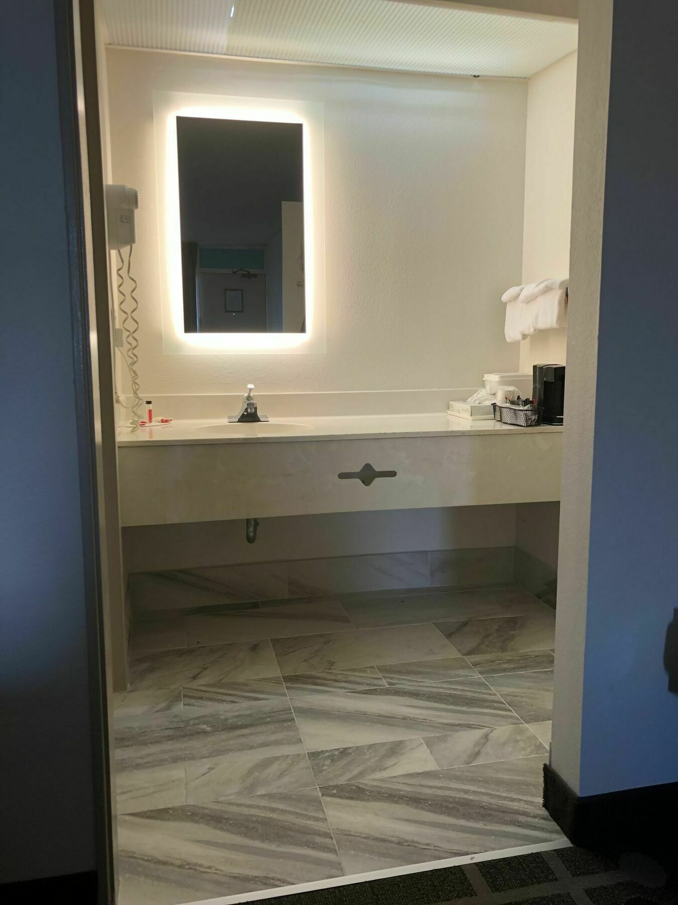 Howard Johnson By Wyndham Hotel 2*