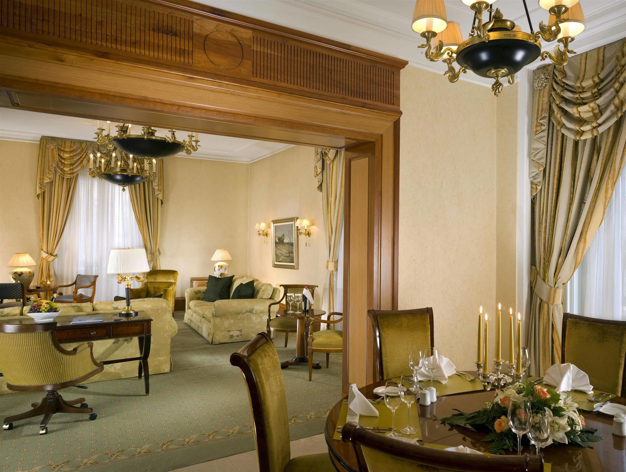 Howard Johnson By Wyndham 2*
